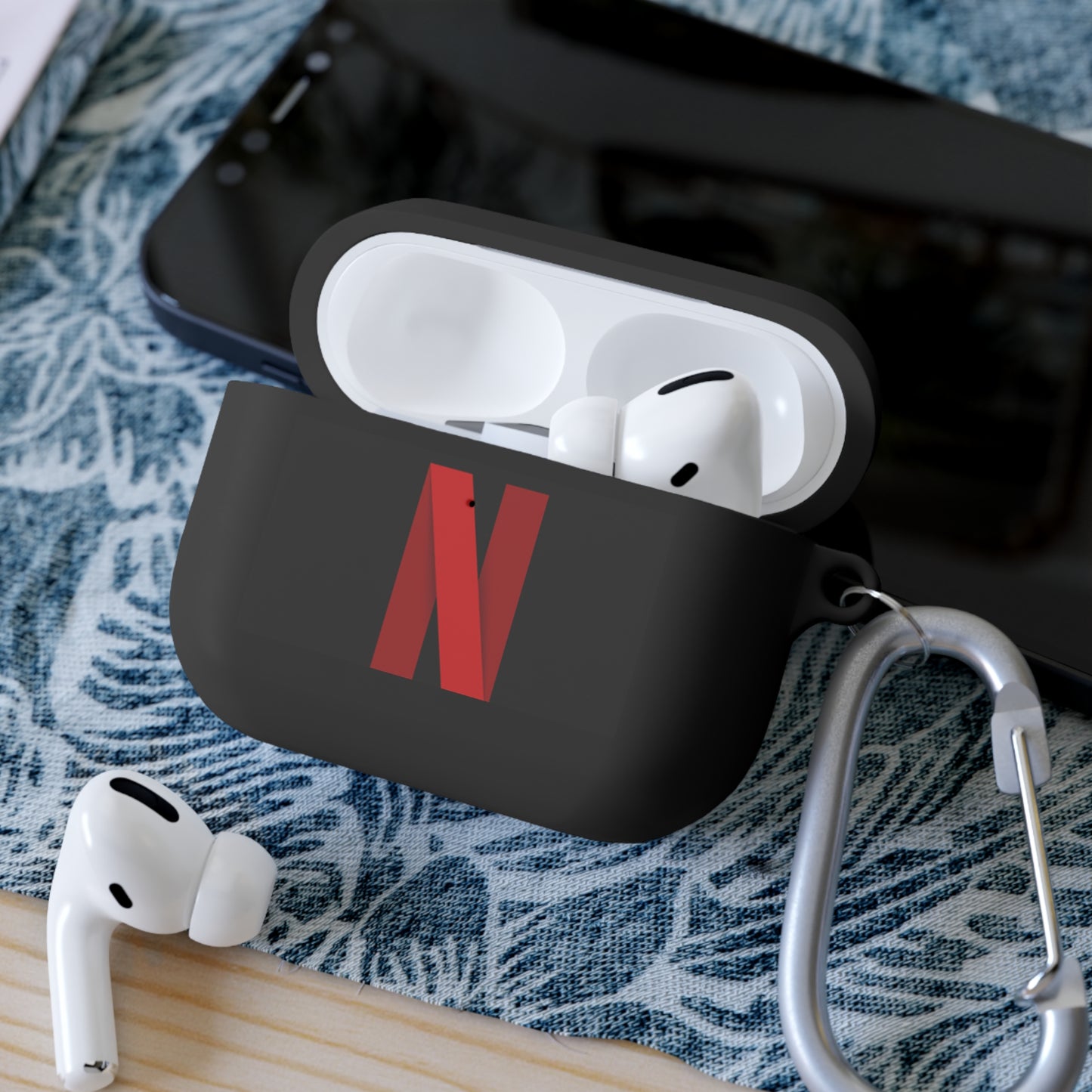 غطاء حافظة AirPods - تصميم Netflix